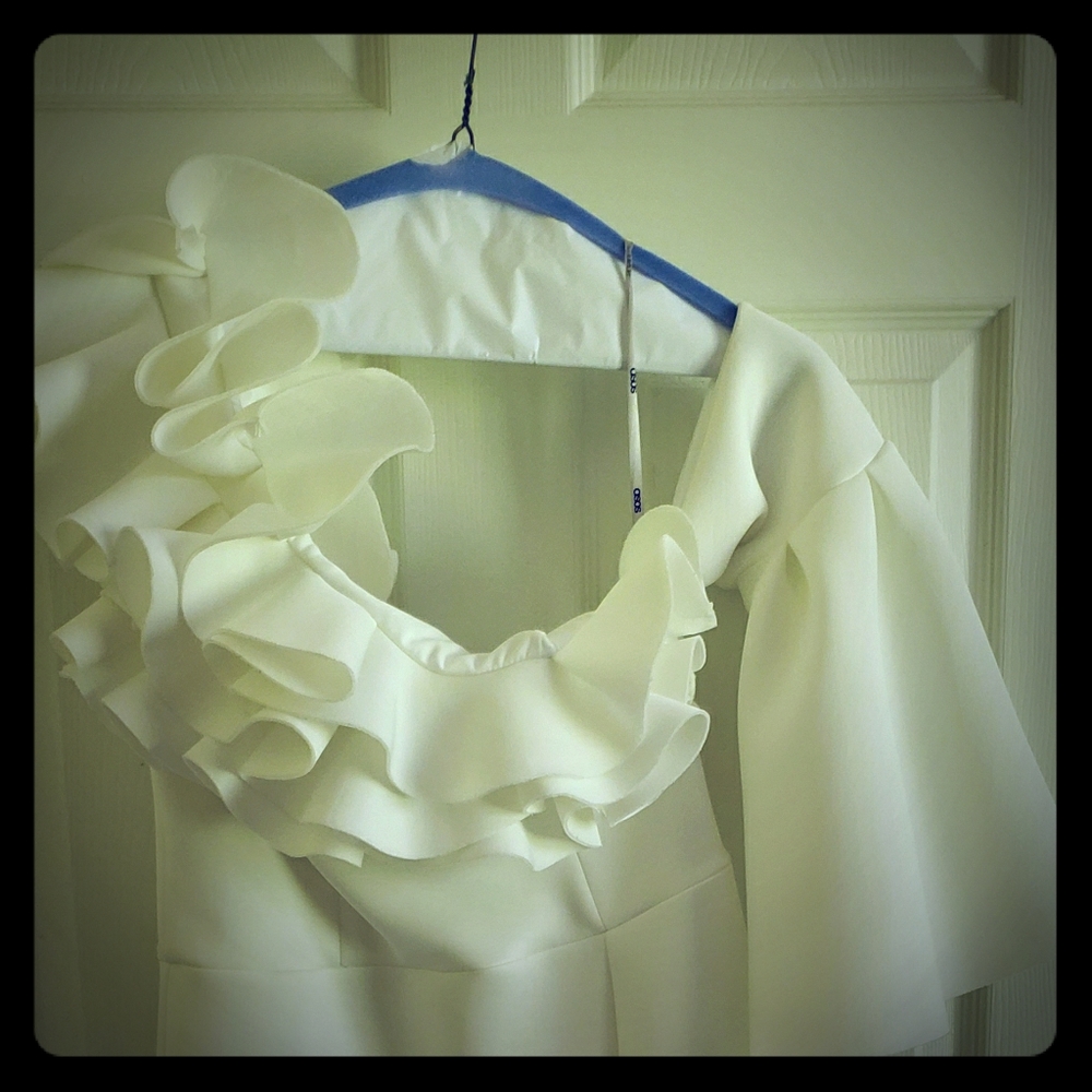 ONE SHOULDER WHITE DRESS -10